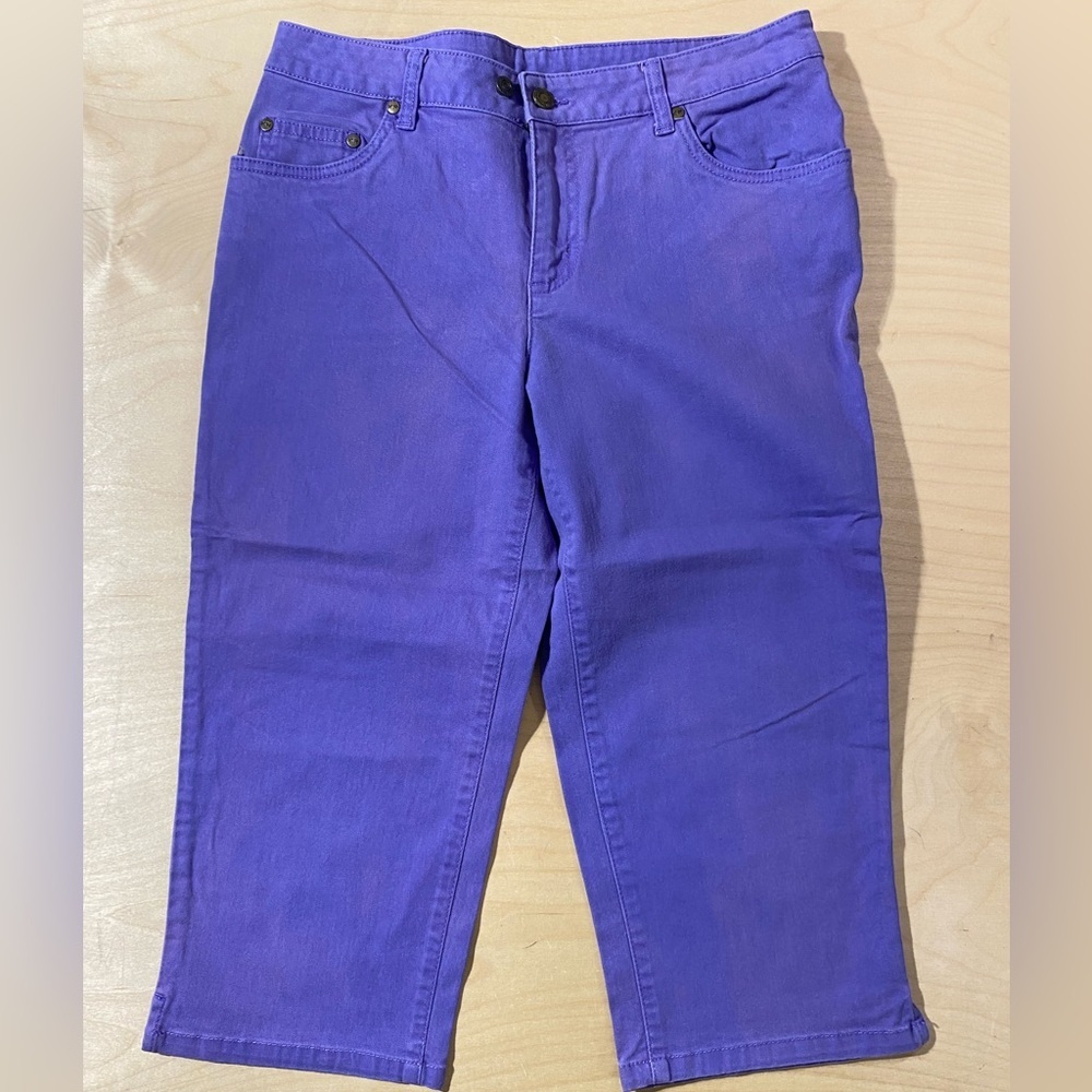 Kim Rogers Vibrant Purple Capris Jeans 10P (PX)